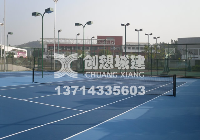硅pu球场和丙烯酸球场哪个好？